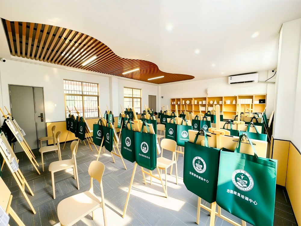 绍兴正规的全封闭叛逆小孩改变学校,家长该如何理性选择